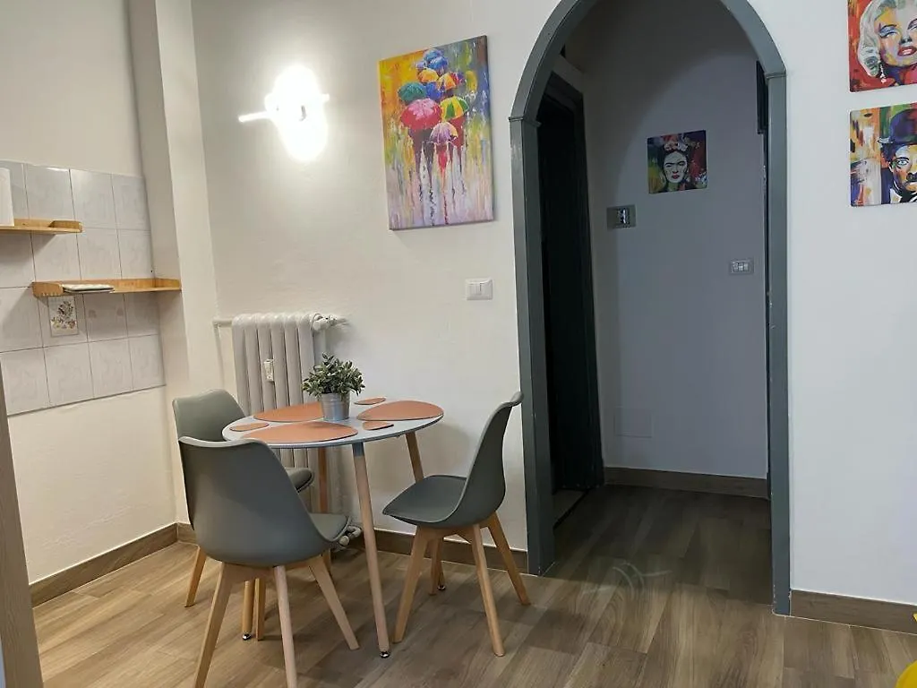Apartament Bilocale Zona Citta' Studi Mediolan